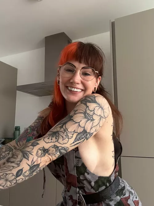 Do you like my dino overalls? 🥰