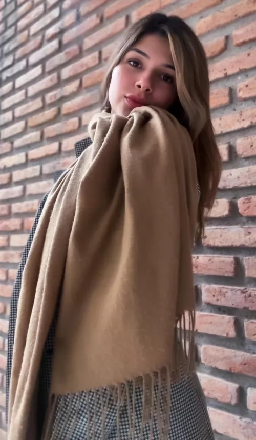 Every glance is an appreciation of my style