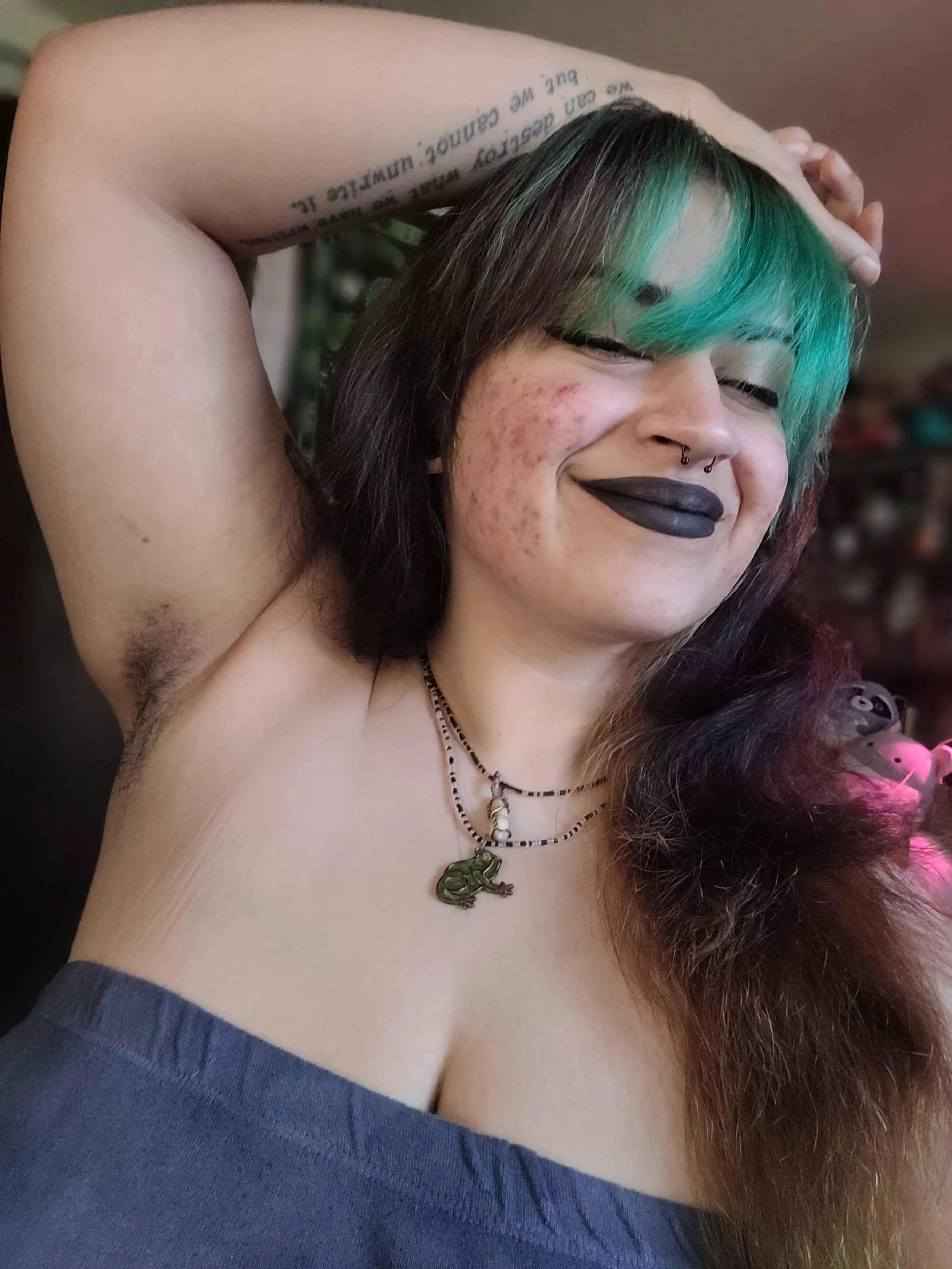 I've been growing them out and can't wait to share a bunch more pics of my progress :3 but i am very stinky lol