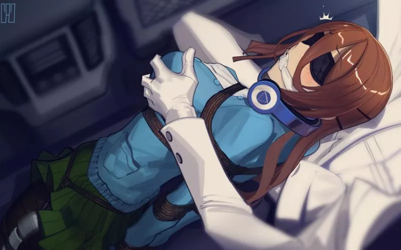 Just relax and stay like this. Once we reach my home i will tie and hang you up like a trophy