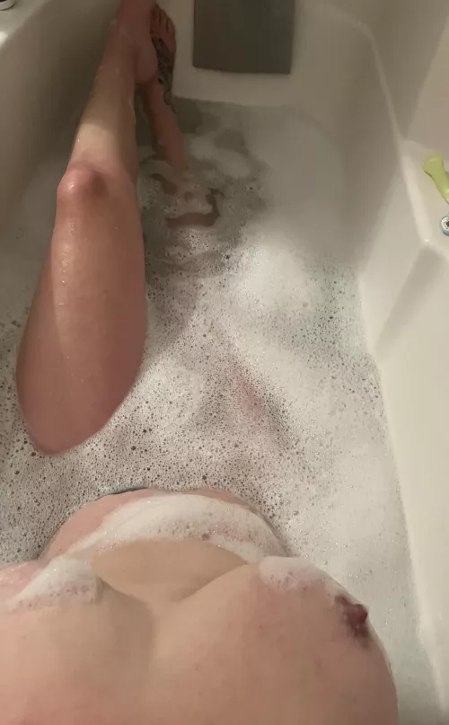 Oh no, I’m naked, horny and had a few drinks. Be a shame if you cum play with me 😈