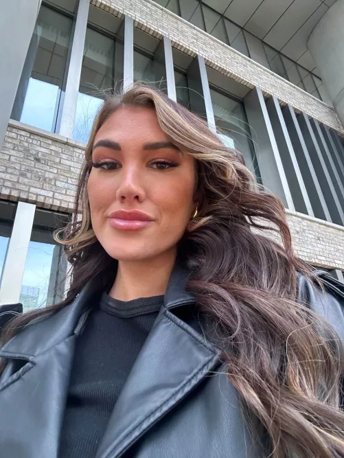 You think I'm classy girlfriend?