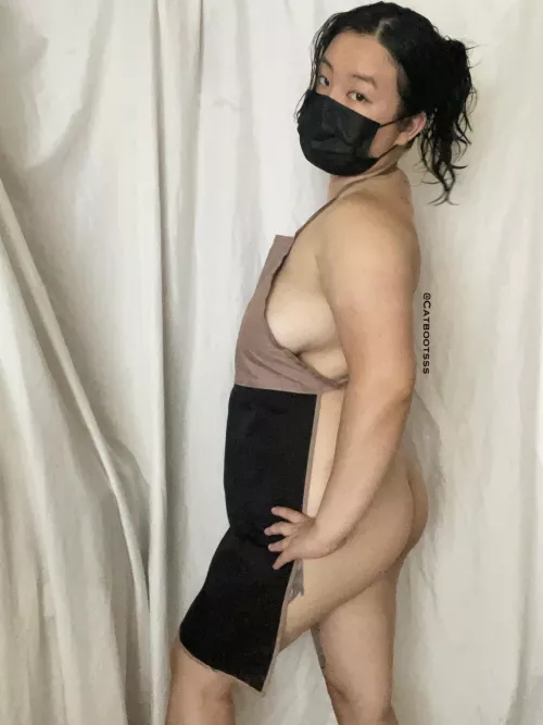 Come get your fresh baked cake here!