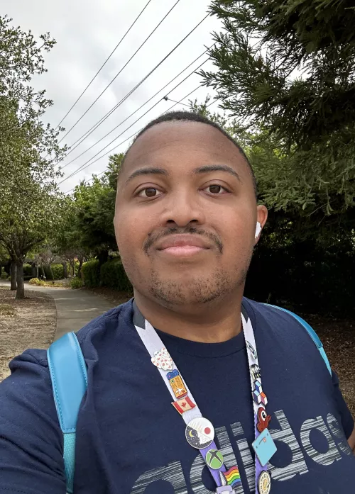 Happy Sunday! Feeling chatty today so feel free to reach out :)