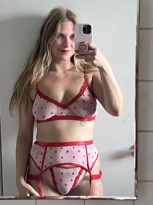 I have a feeling I can make your cock disappear. 