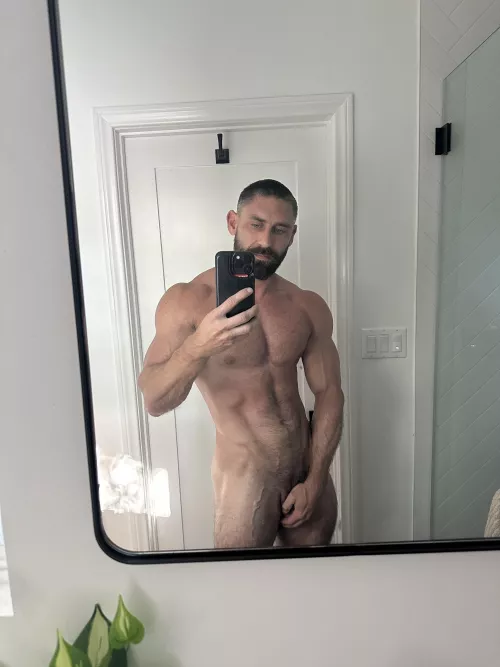 I sleep naked is that okay?