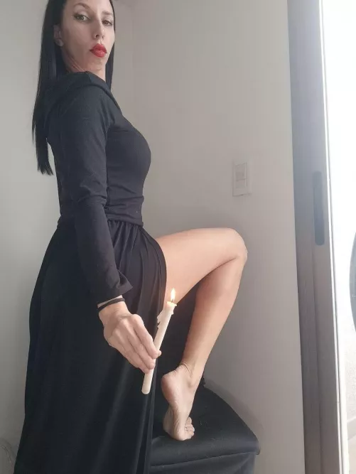 I wanna be your goth GF