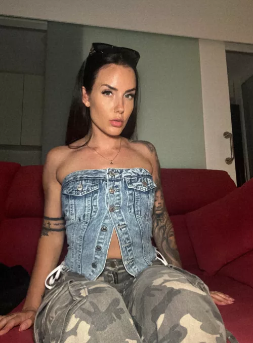 just 3 buttons and it's all yours