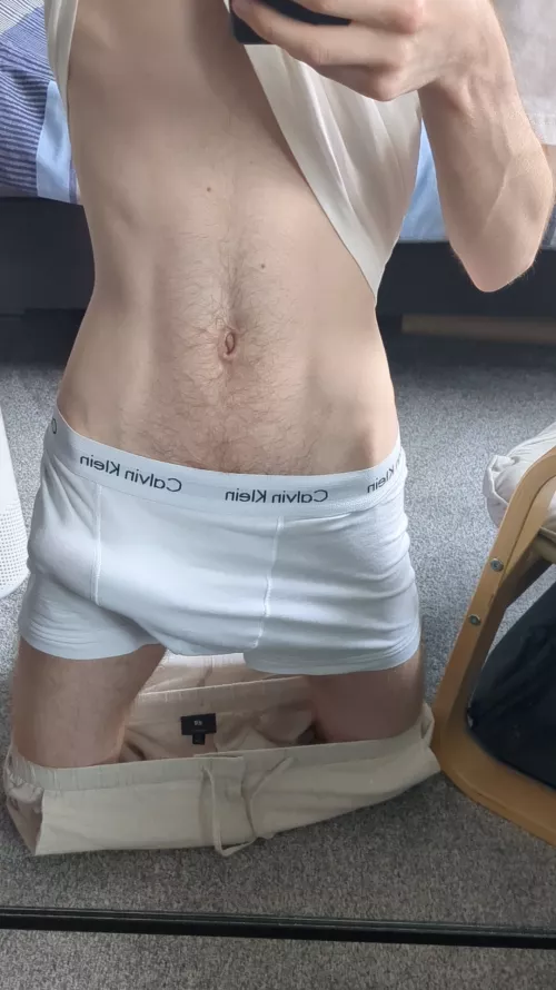 My roommate (21) says my bulge (20) is too distracting ... 