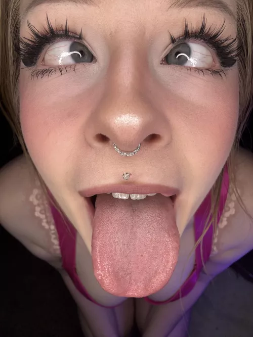 POV: i’m horny and desperate to please your sexy cock until you cum all over my face and down my throat :3