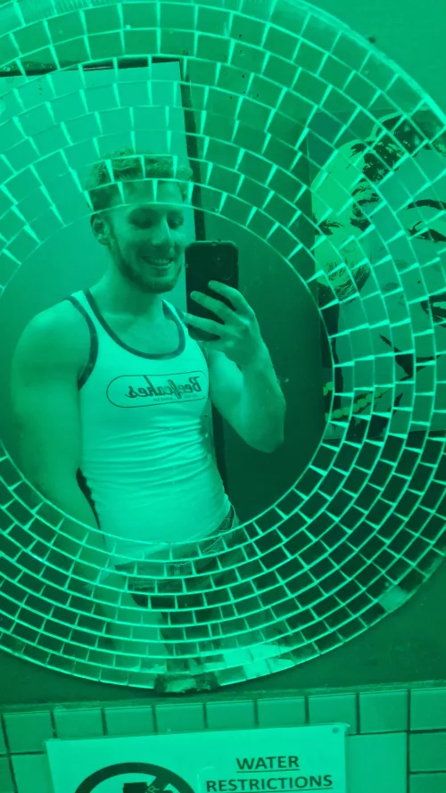 Started a new job... how do I look?