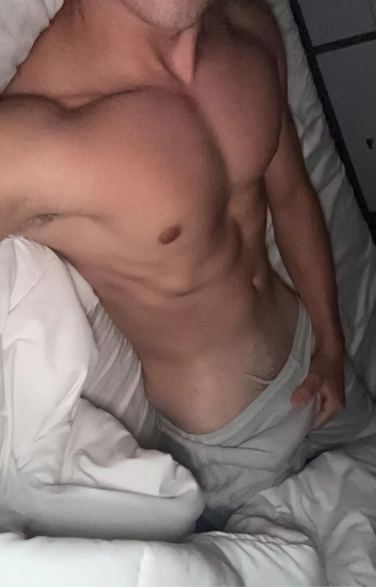 18, HMU for snap, the older and kinkier the better;) 