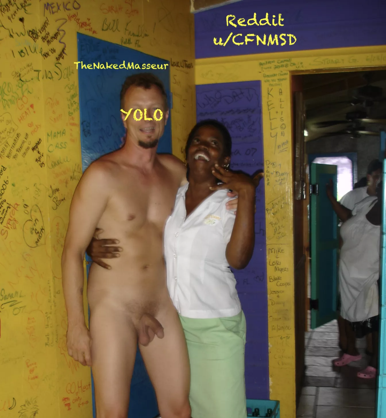 CFNM w/Wait Staff of a Public Bar & Grill