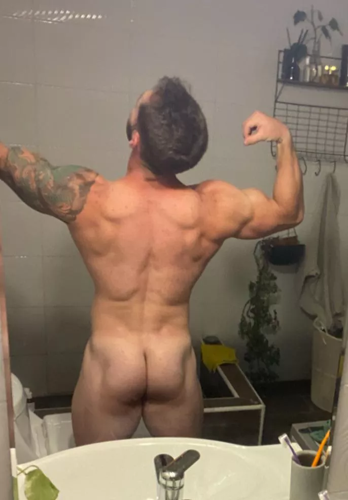 Do I look cute to you?