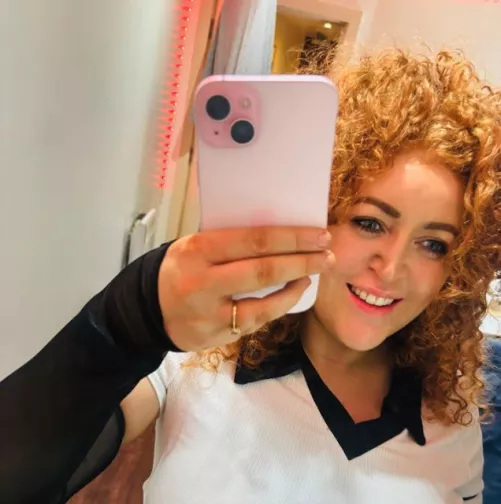 haha my phone looks bigger than my head