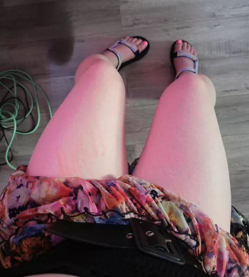 If you look closely at my left leg you can see flogger marks hehe 🤭