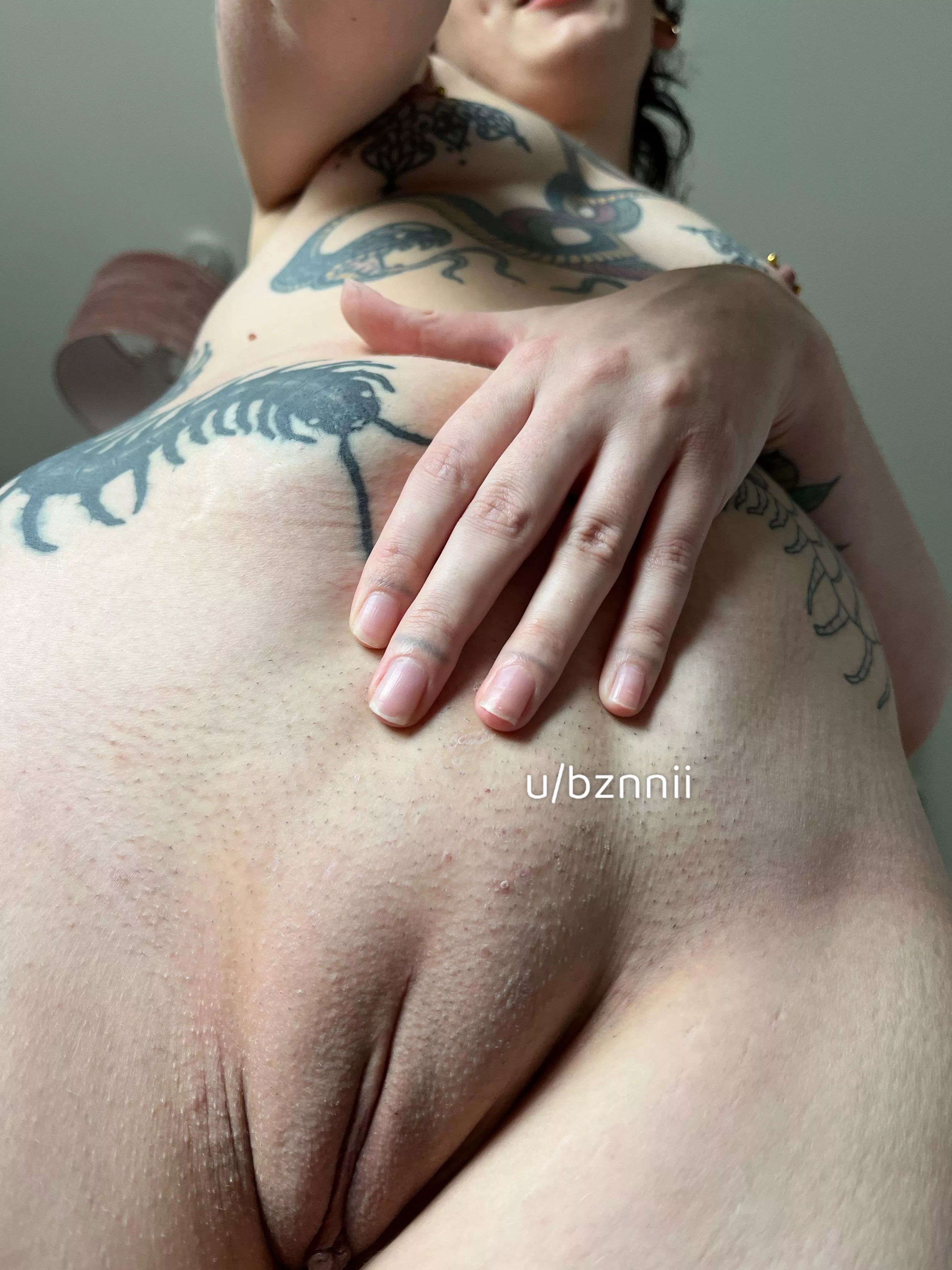 Rate my fat pussy please 