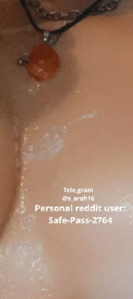 21[F4M] S'ending nudes to e'veryone who like this just because i'm horny💦