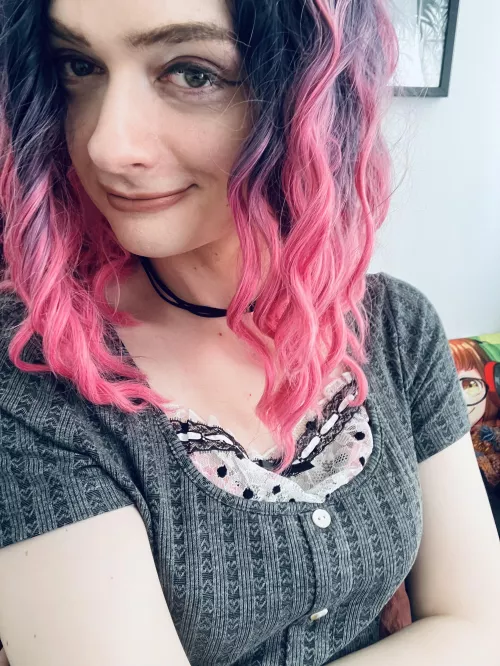 Hey, come chill in my game room