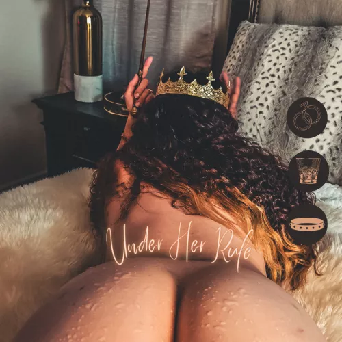 Lila Ember - An Erotic Author  (@Lila0Ember)