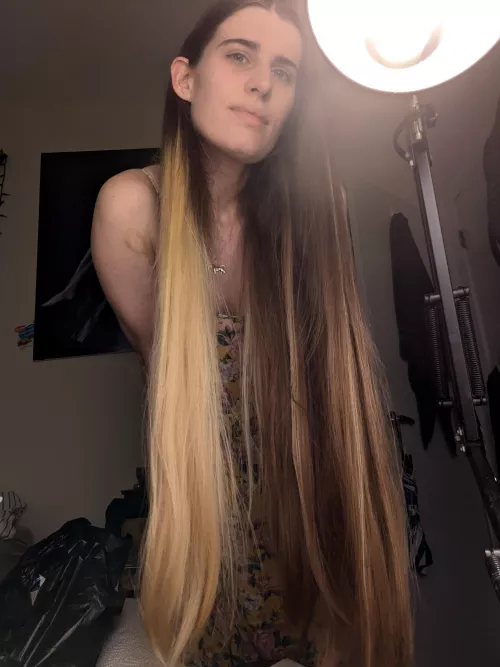 So excited at how long my hair is getting! Can't wait to see how long it is next birthday