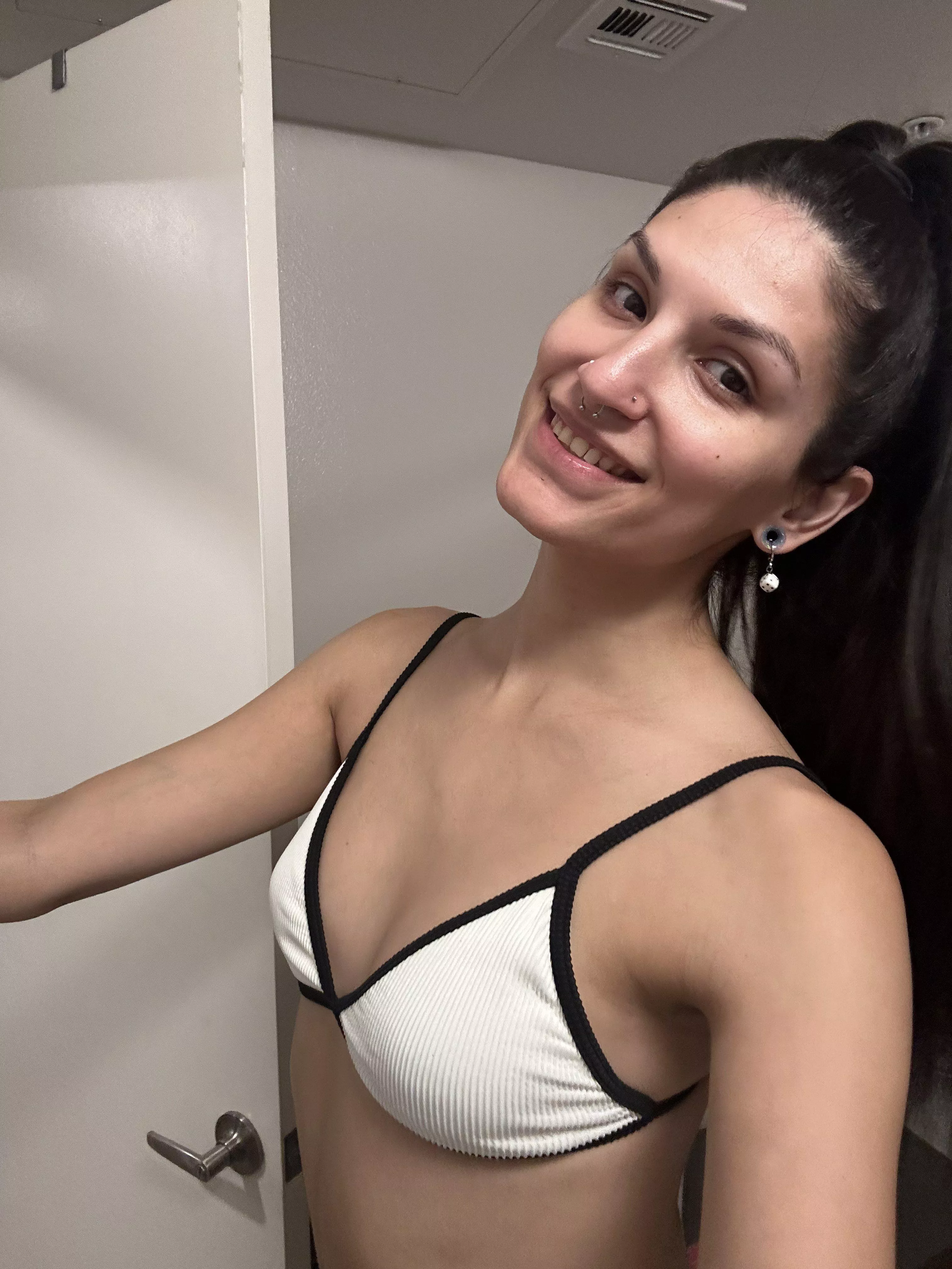 Thinking if we could make out rn