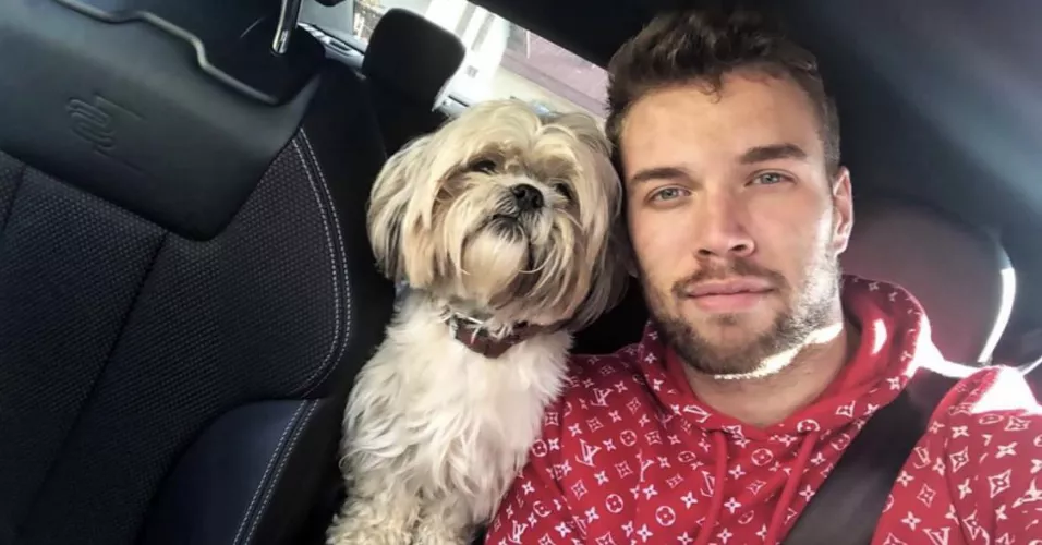 Any gay bros here also dog dads? 🐶