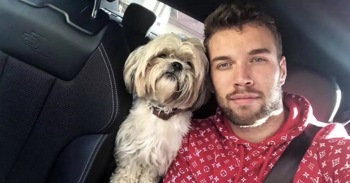 Any gay bros here also dog dads? 🐶