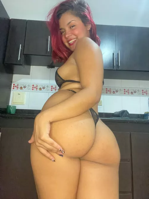 Do you like how I spread em daddy?