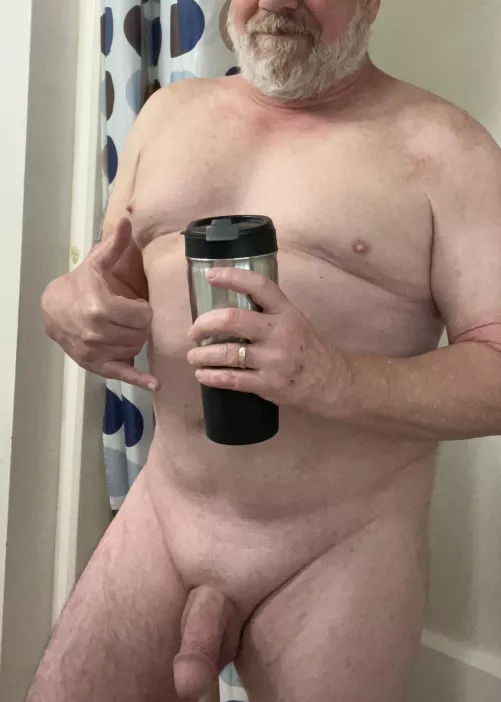 Good morning and happy thirsty Thursday 😏