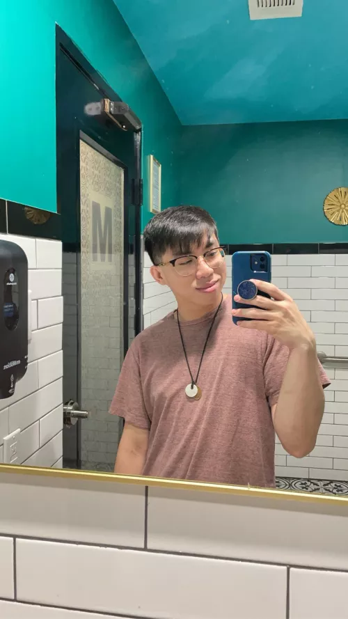 hi :)🌻 any bg3 pc players out there? 👀