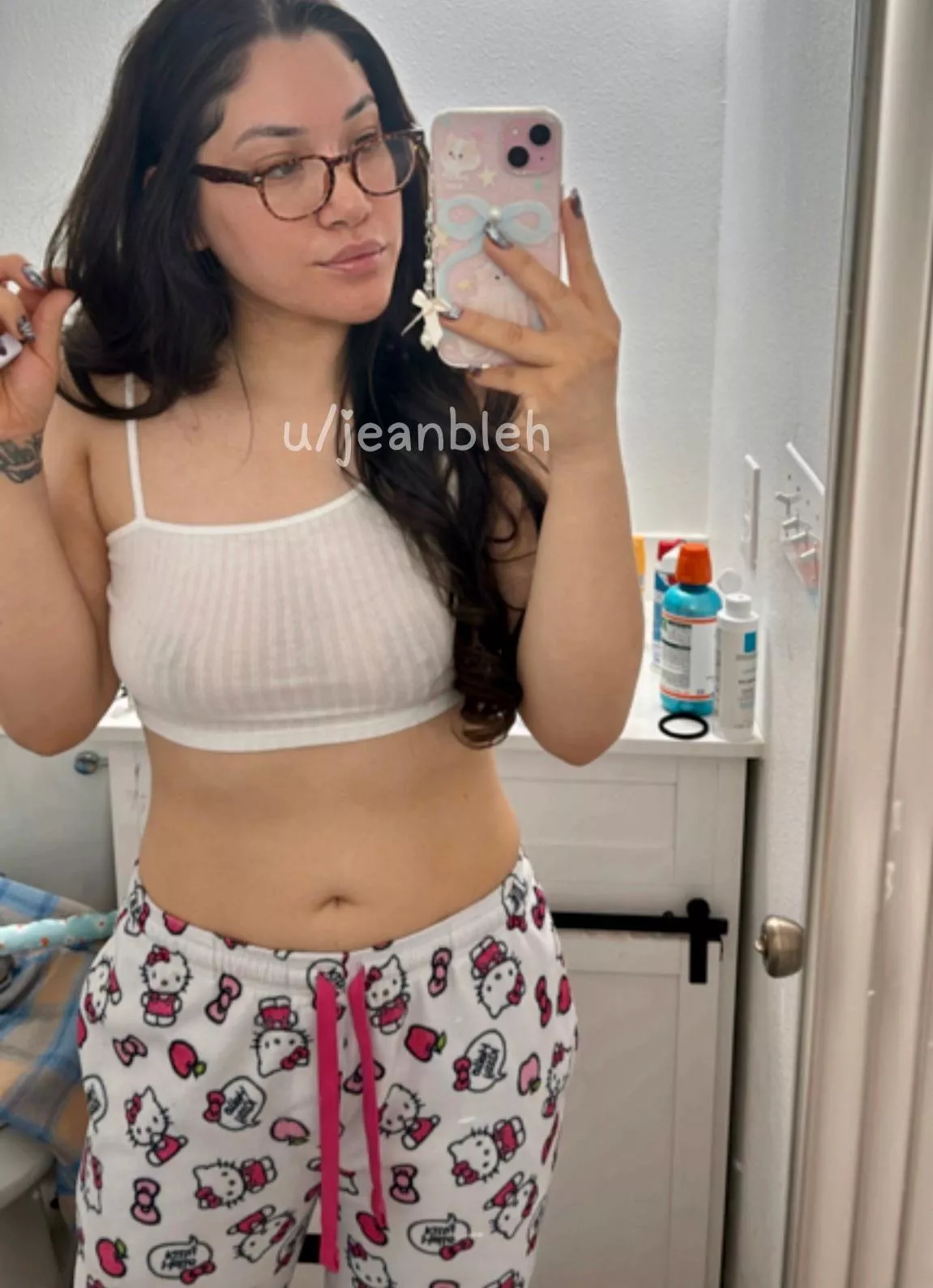 How’s my sleeping crop top. Like?