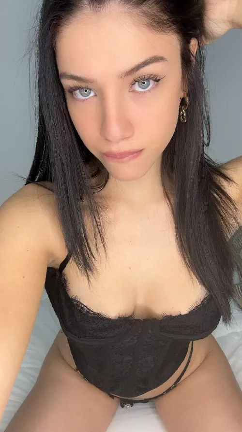 I'm dying to have your big, strong hands all over my body, squeezing and caressing every inch.