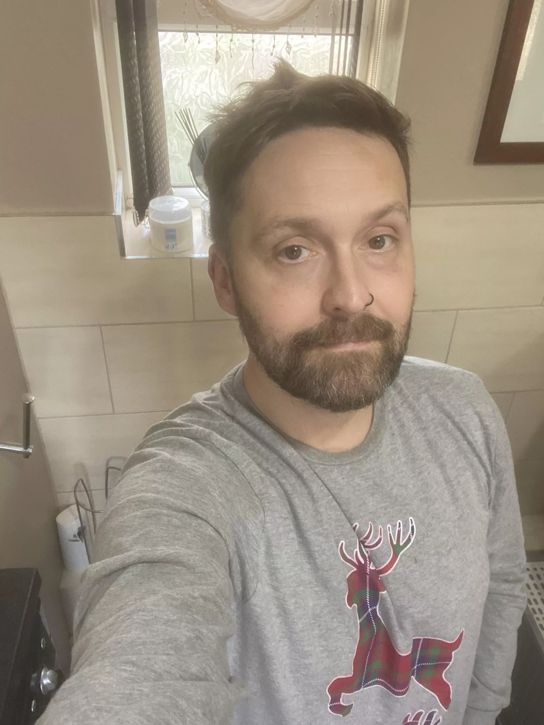 Just because it’s not Christmas doesn’t mean I can’t wear em. I’m just 5 months early, good Wednesday morning world 😂