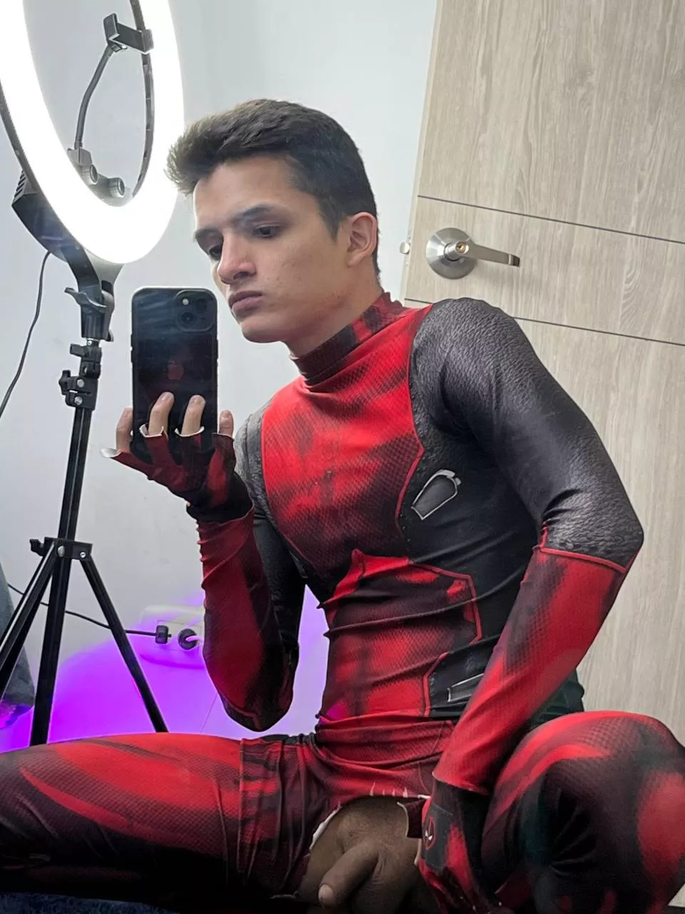 let's play a little 😏