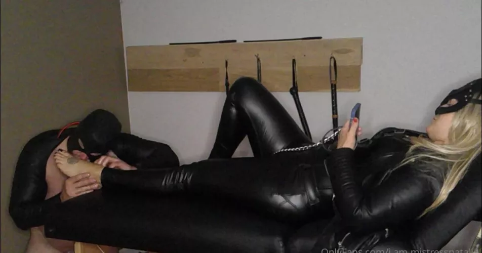 Locked and leaking being made to worship what he loves! Locktober is fast approaching and in see no end in sight! 