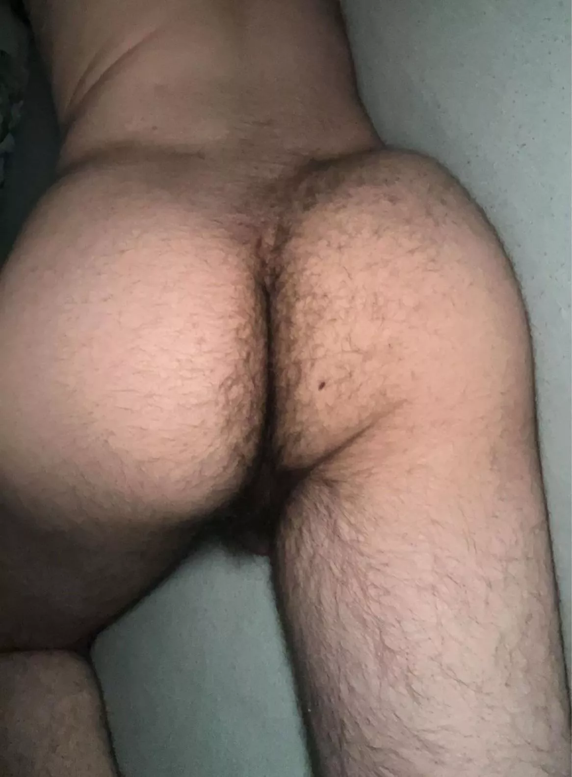 men often don’t like my ass bcs of the hair:( any opinion on a 19 year old with this ass