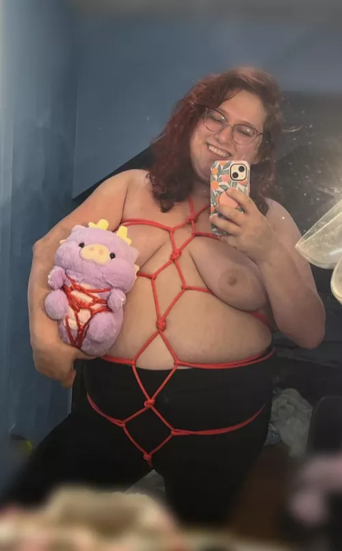 New tie I tried on myself. Who wears it better?