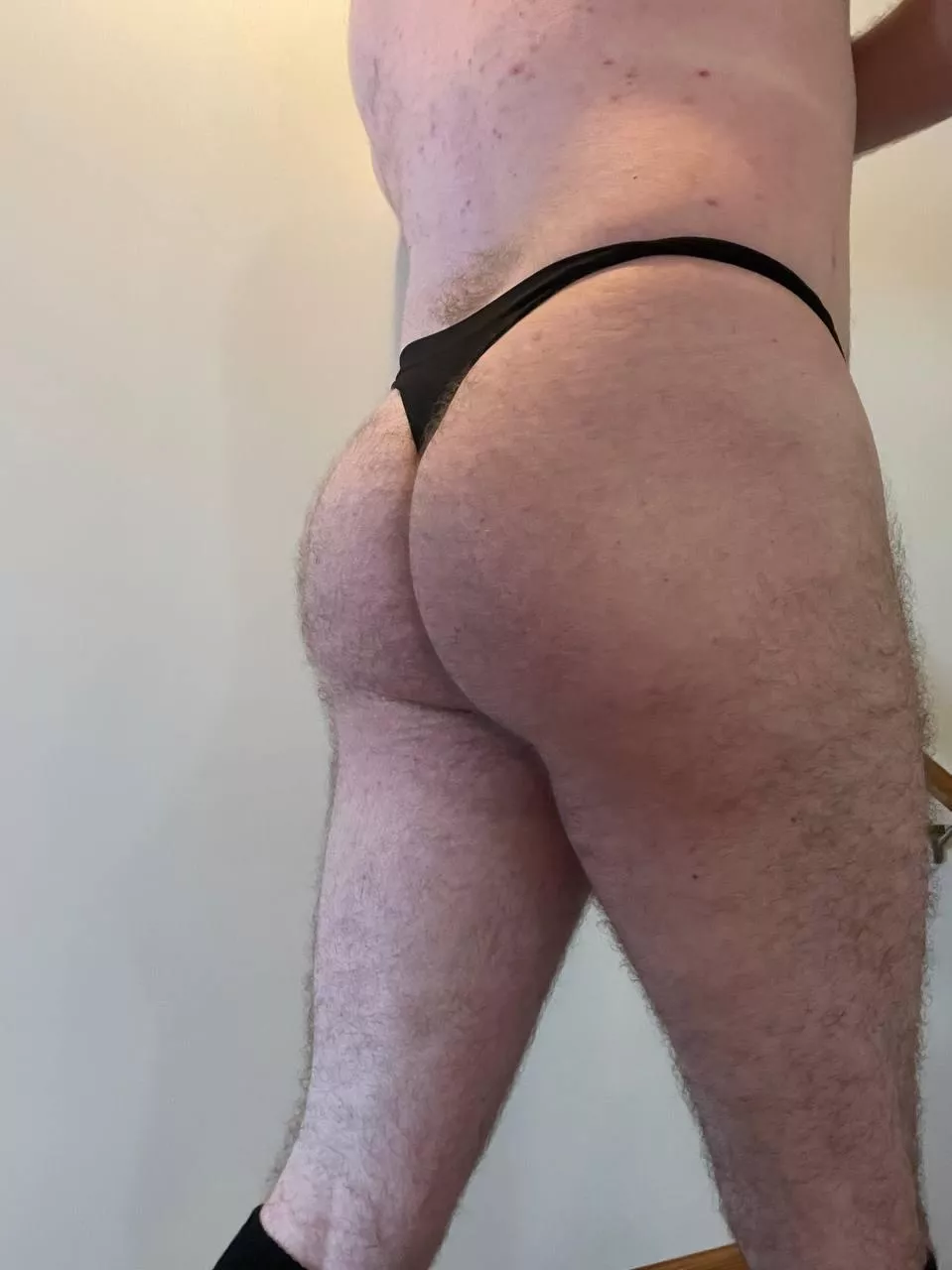 Can I borrow your 👅