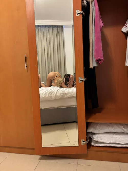 Does my ass look good in this photo? Or would it be better if you were clapping my cheeks from behind