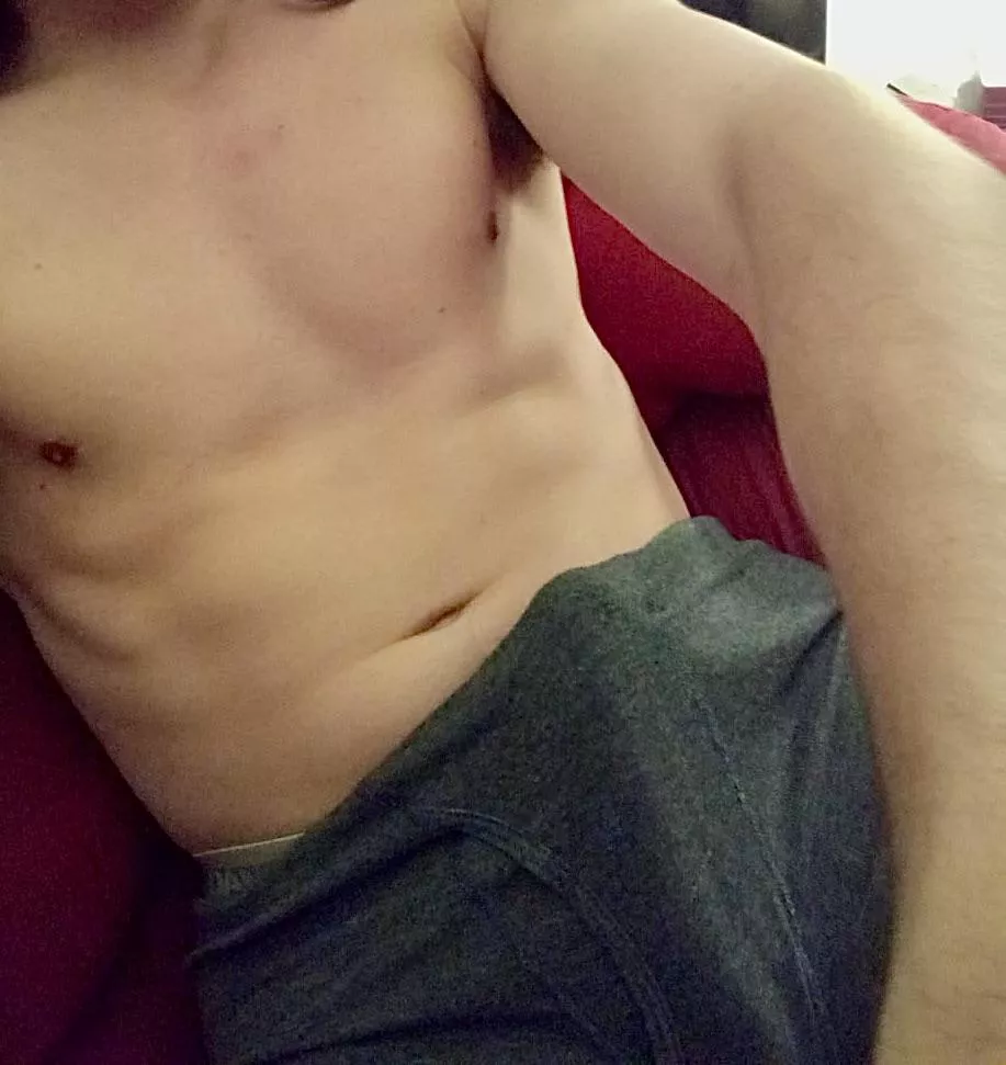 Everybody loves sweatpants ;)