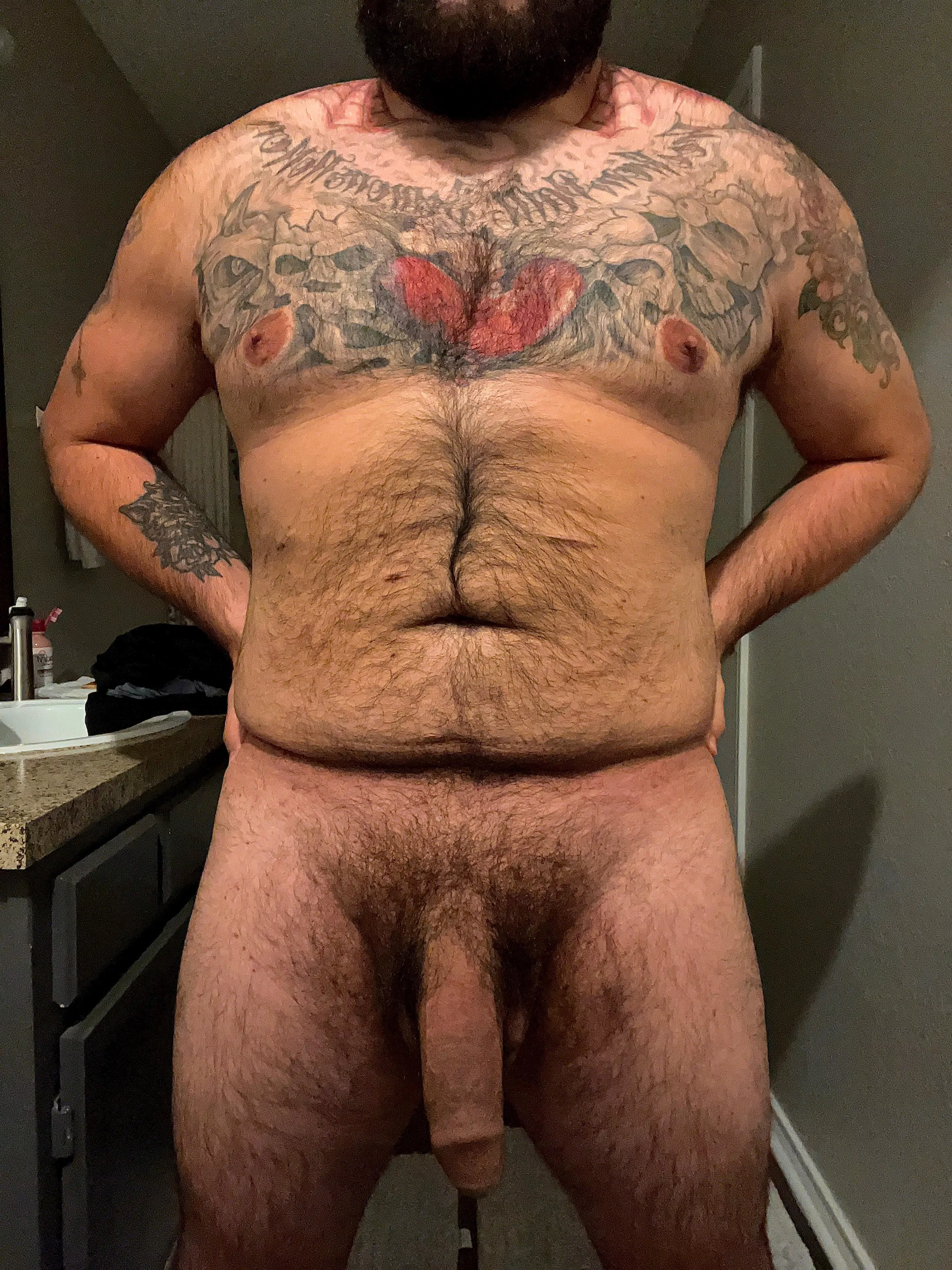 Losing weight really helps expose those extra inches 😏😈