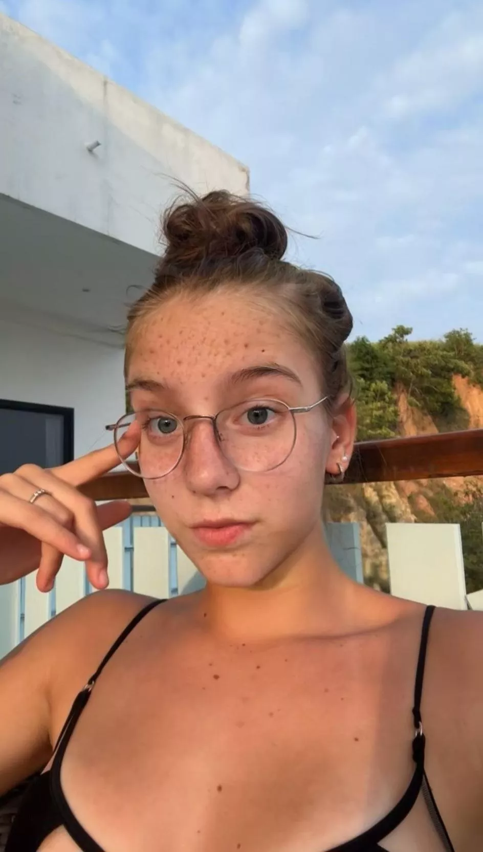 need someone to marry me quick