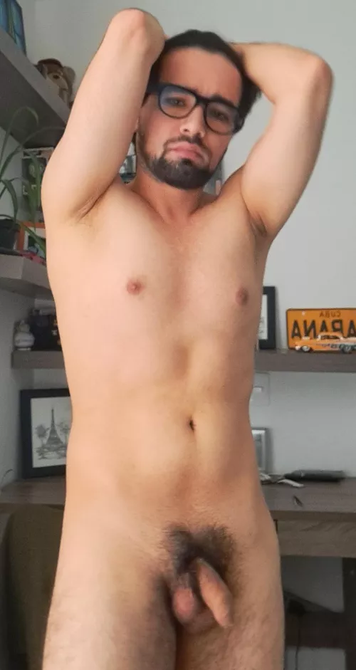 Sorry for the messyhair