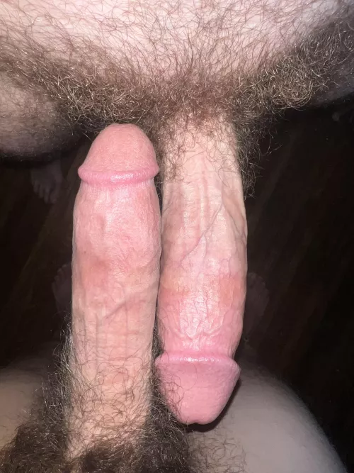 Tryin’ to make ur holes 🕳️ twitch 😈 🥵