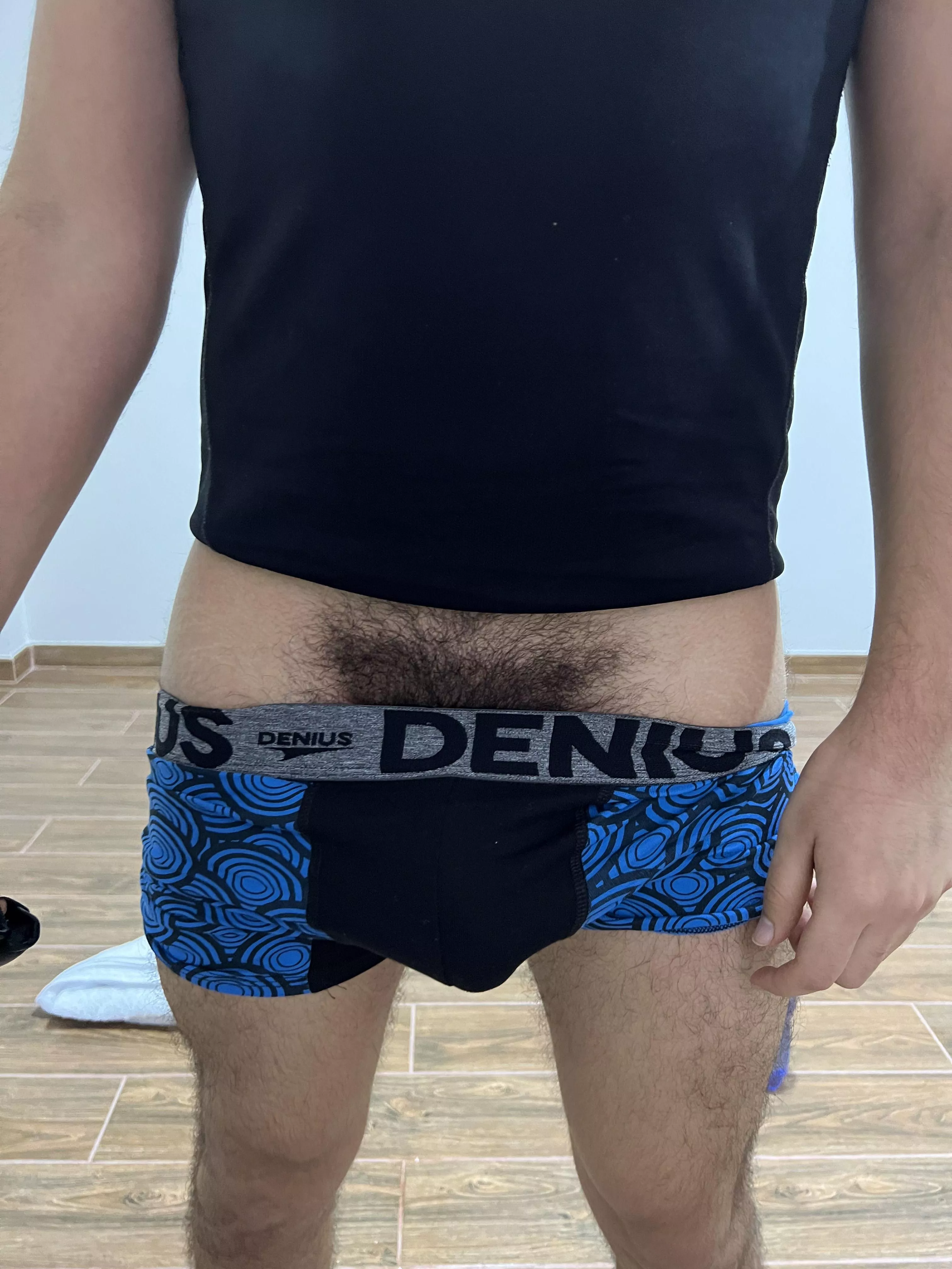 Yo, I stopped trimming, what do ya think? 🥊