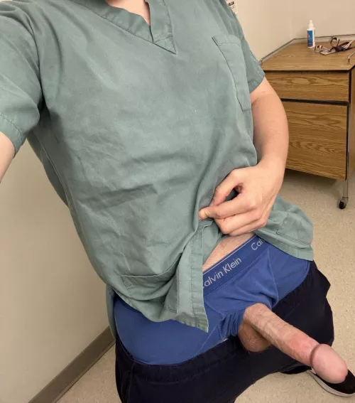 Dm to book an appointment with this big dick doctor