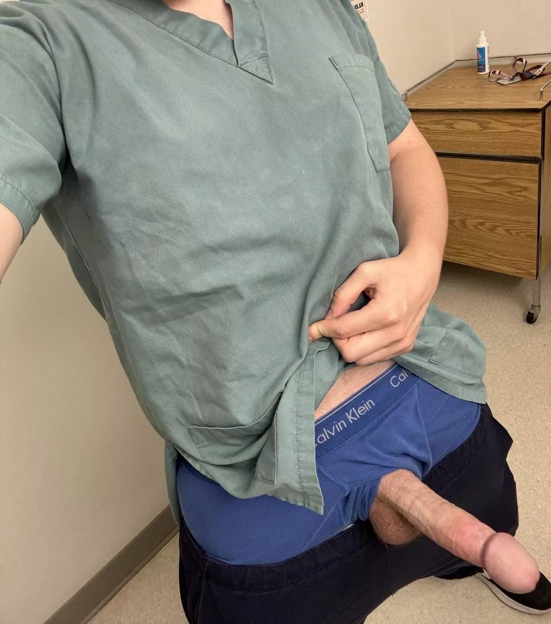Dm to book an appointment with this big dick doctor