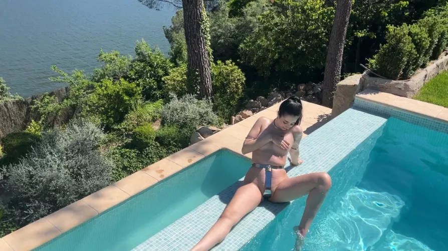 Enjoying summer with Neosteel 🥹