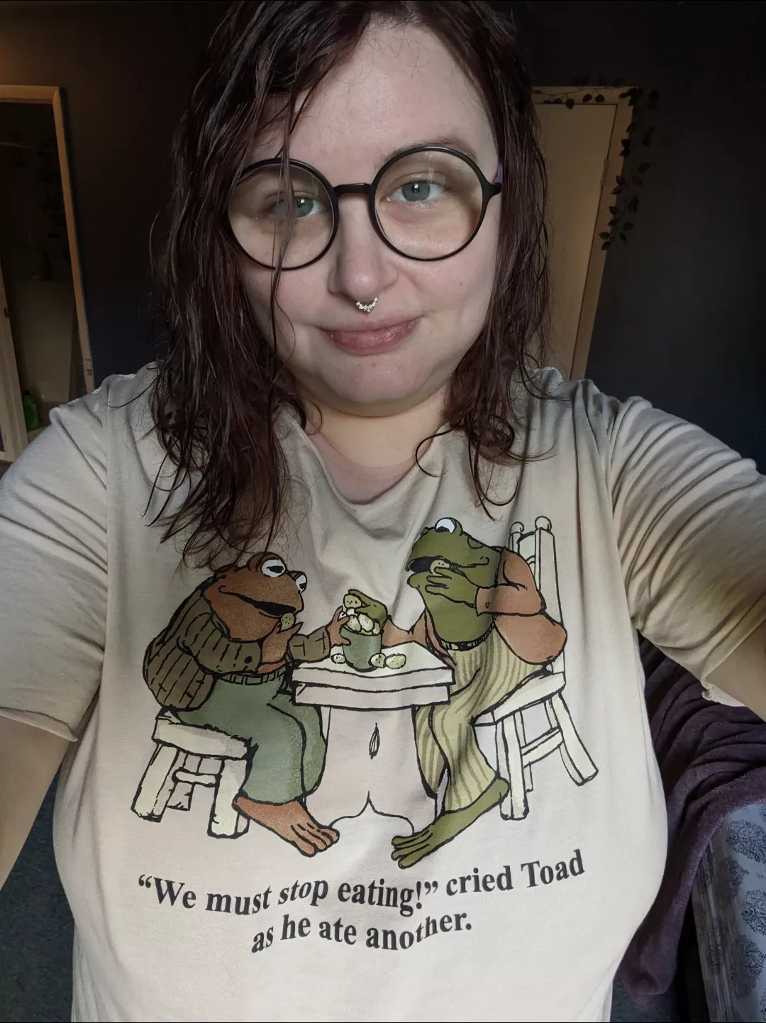 Happy Saturday 🖤 your girl is sick 😭